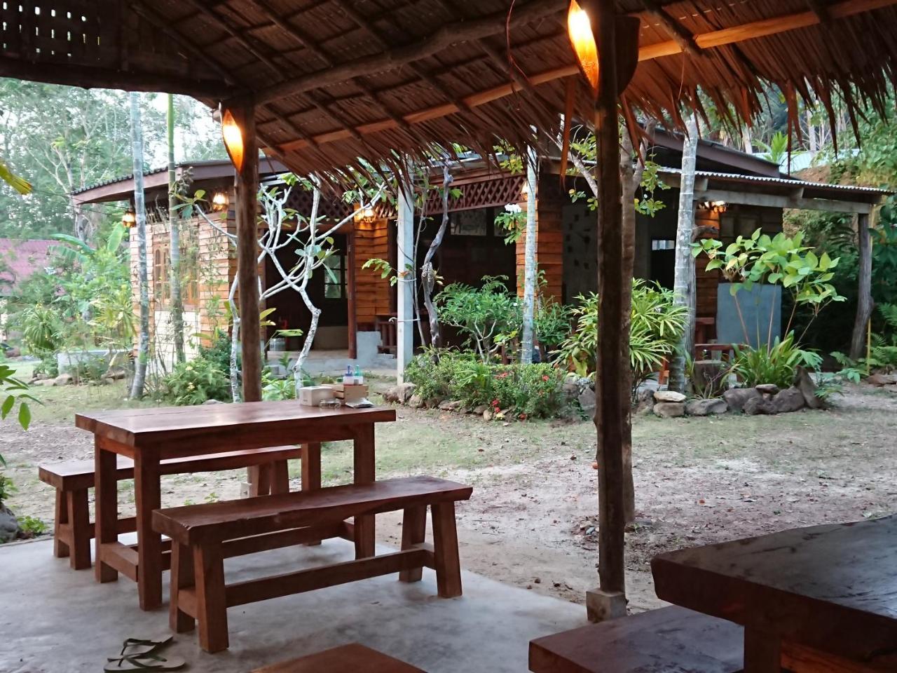 Lanta Para Hut Ko Lanta Exteriér fotografie