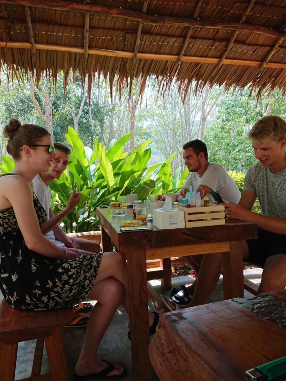 Lanta Para Hut Ko Lanta Exteriér fotografie